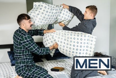 Pillow fuck mason lear, tom bentley bareback